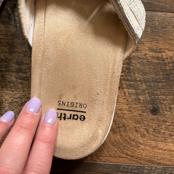 Earth Origins White Slip On Sandals Womens Size 9 - Picture 9 of 9